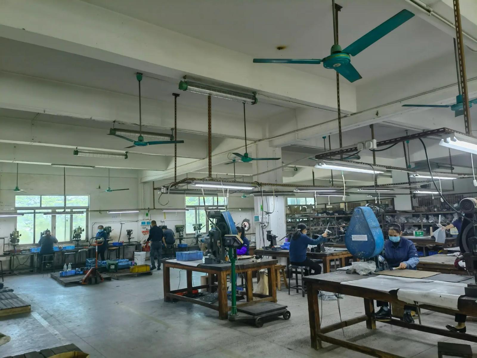 Dongguan Chengchi Production table