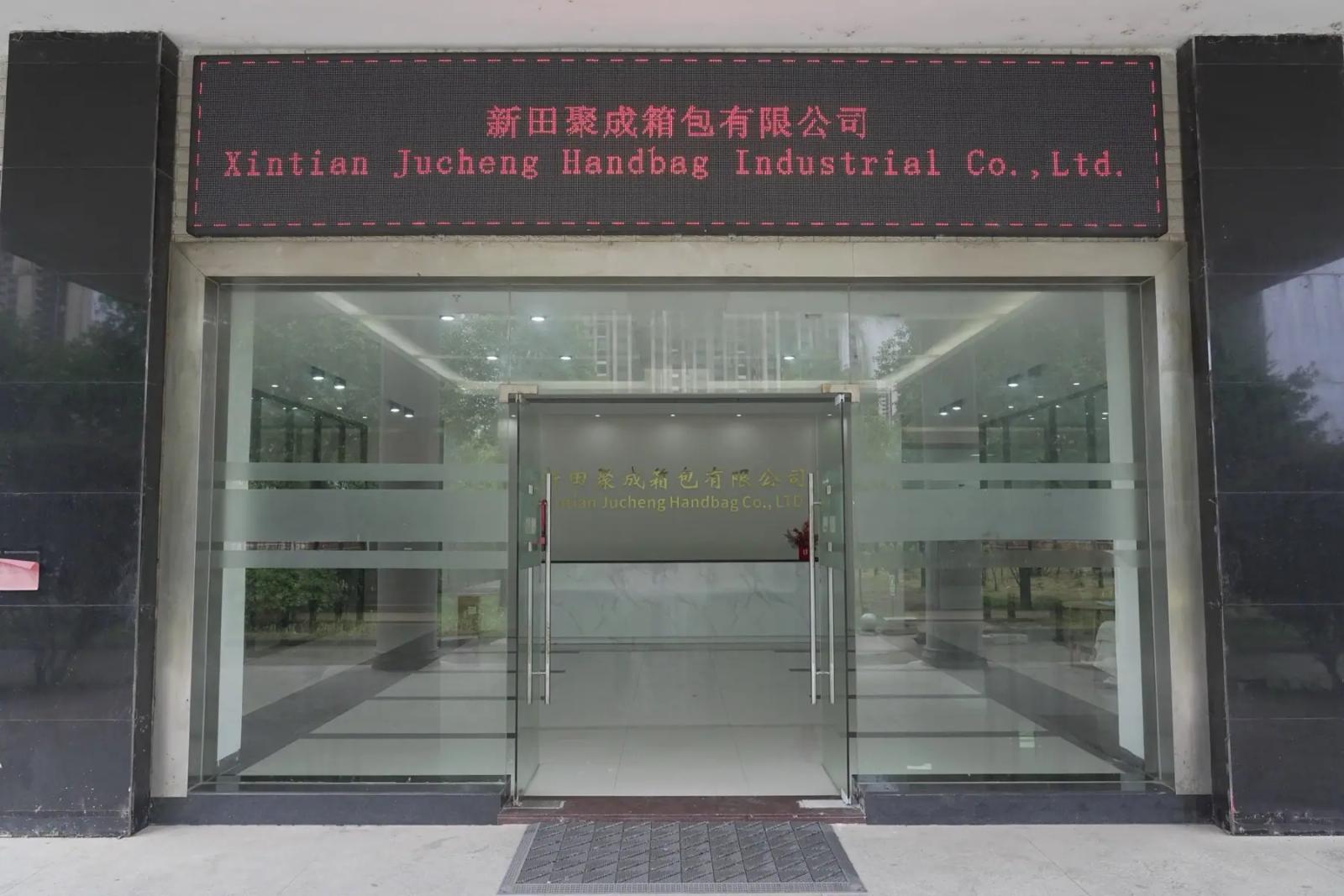 Hunan Production Site for Custom Handbag Labels