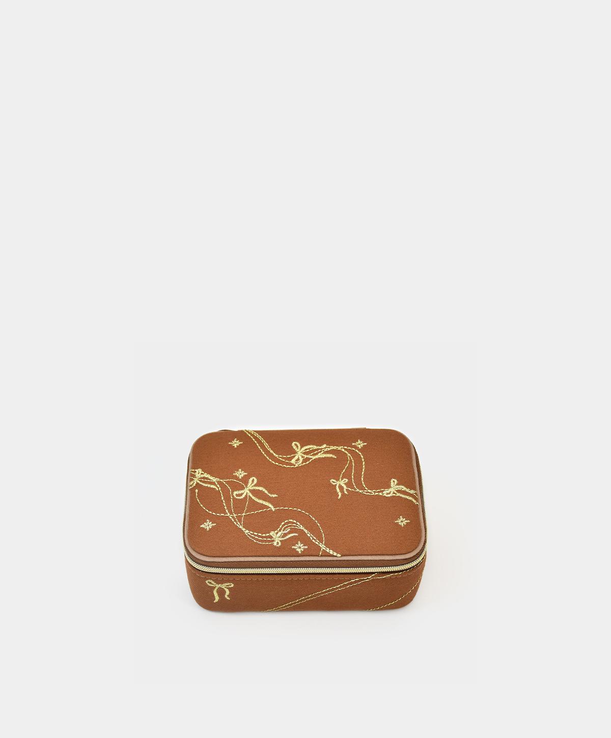 Embroidered Jewelry Case A21-25114